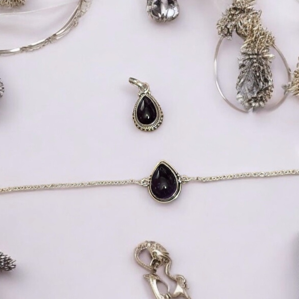 NWOT Amethyst Pendant and Bracelet Set - Picture 2 of 3